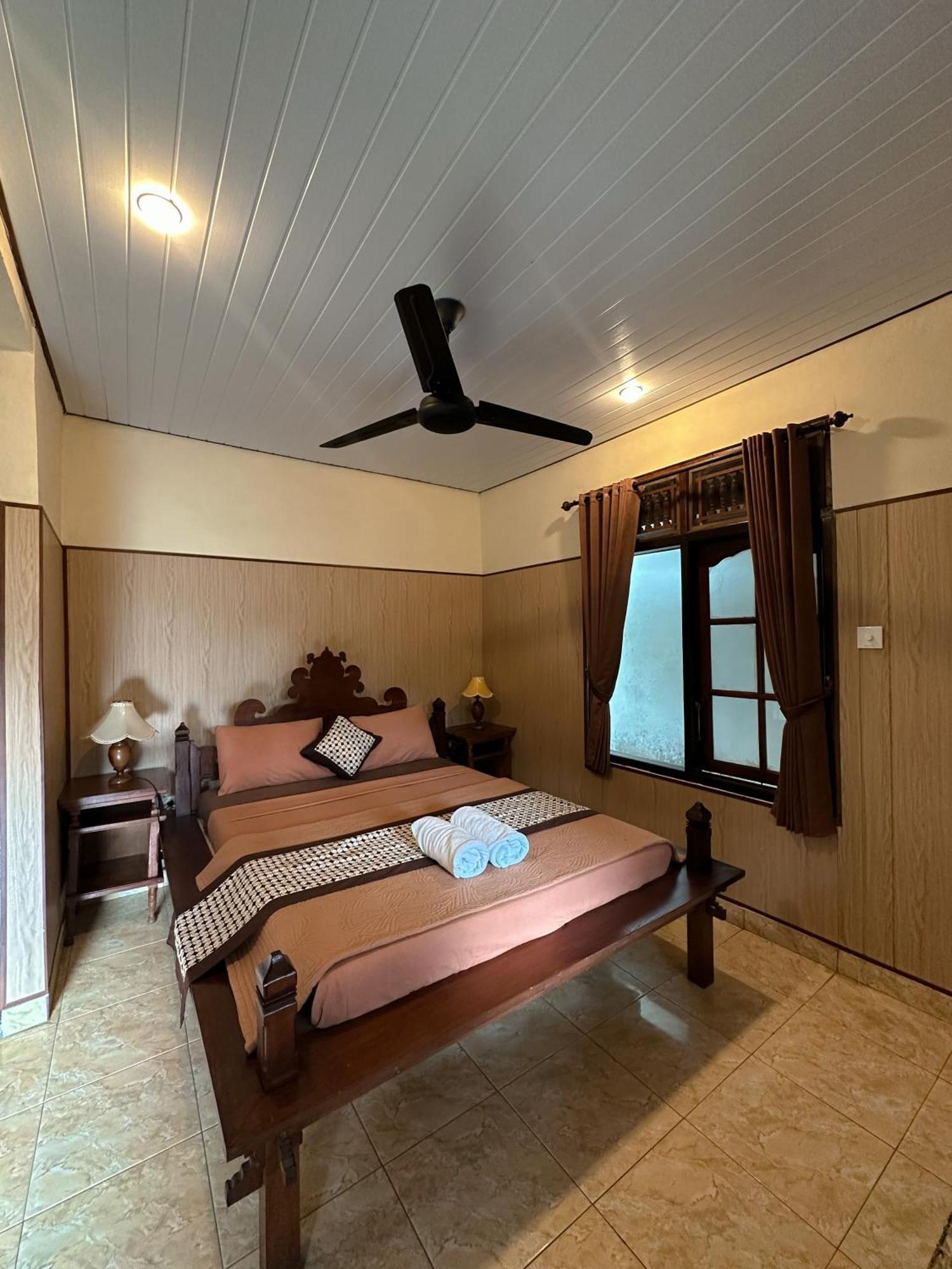 Kajeng Bed & Breakfast 2*